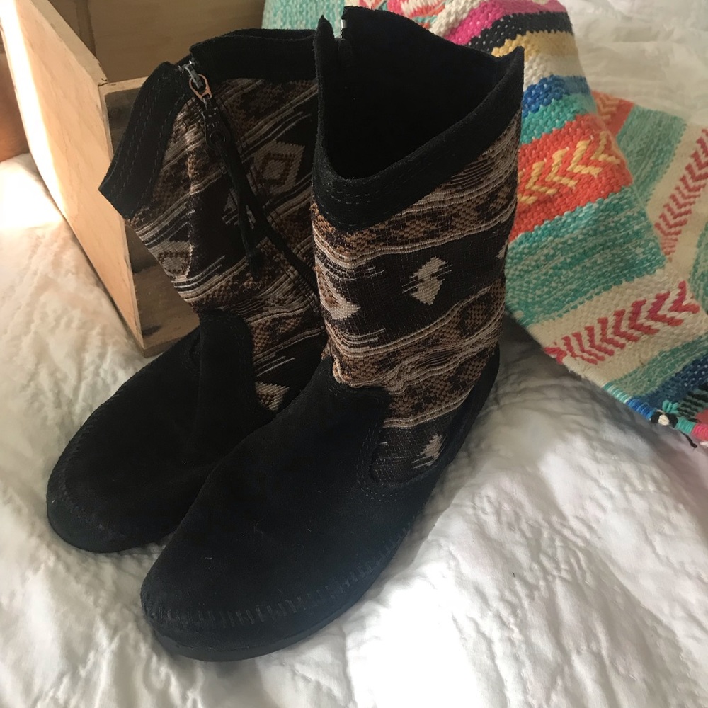minnetonka baja boot ✨